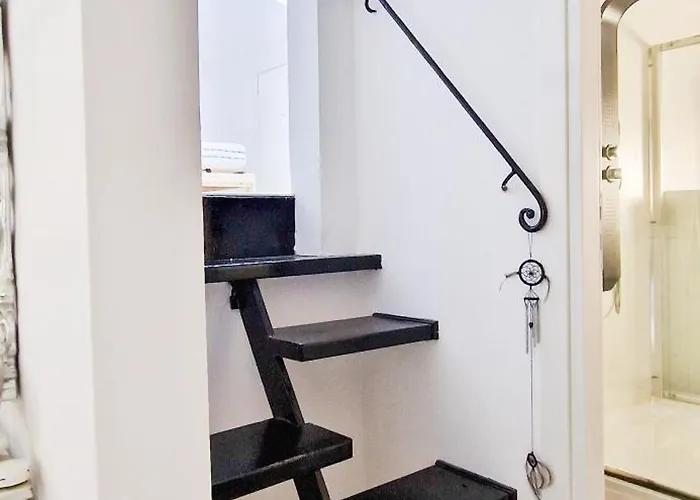 Milla In Art Deco Florence