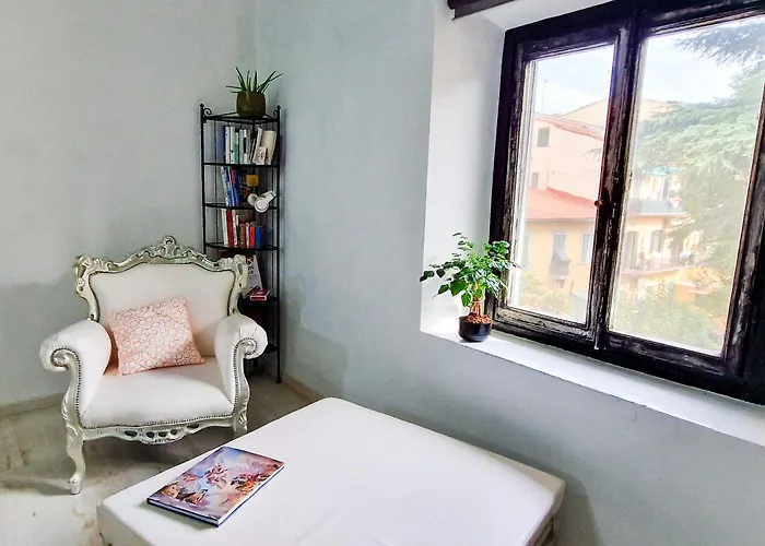 Milla In Art Deco Apartment *
